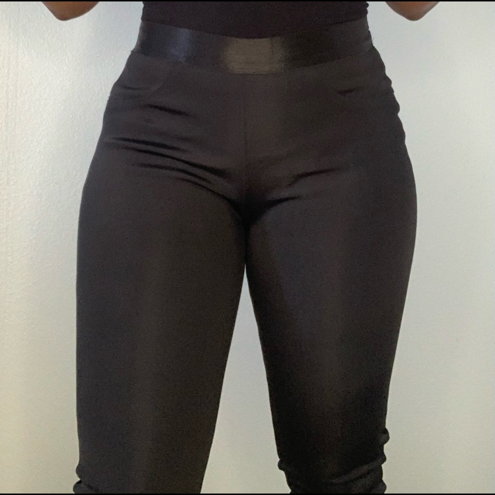 Women’s Bebe brand black trouser size Small